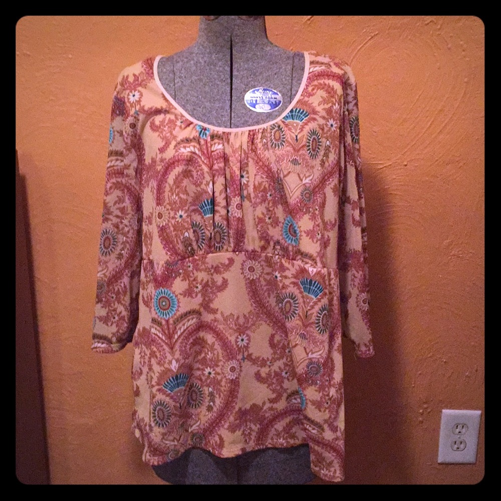 Patterned 3/4 length peasant shirt